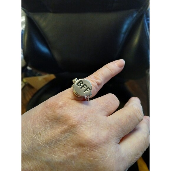 BFF Silver Rectangle Ring Size 8 Opens Secret Compartment Poison Ring - Picture 4 of 10